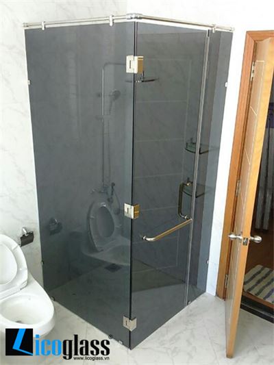 VÁCH TẮM KÍNH 90 ĐỘ BIỆT THỰ - SÀI GÒN 