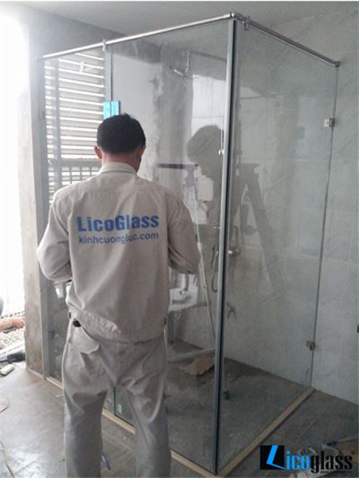 VÁCH TẮM KÍNH CHUNG CƯ 180 ĐỘ CAO CẤP 
